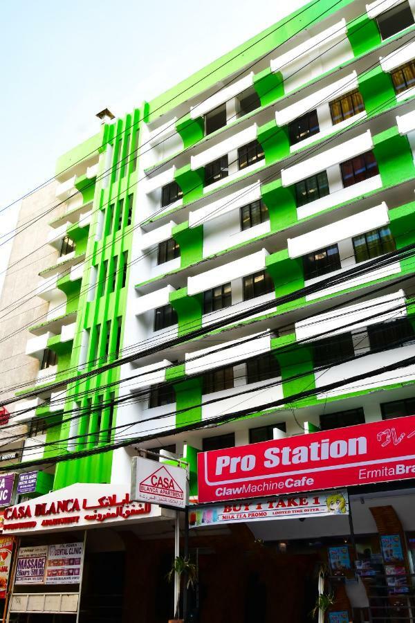 Casa Blanca Apartment Manila Exteriör bild